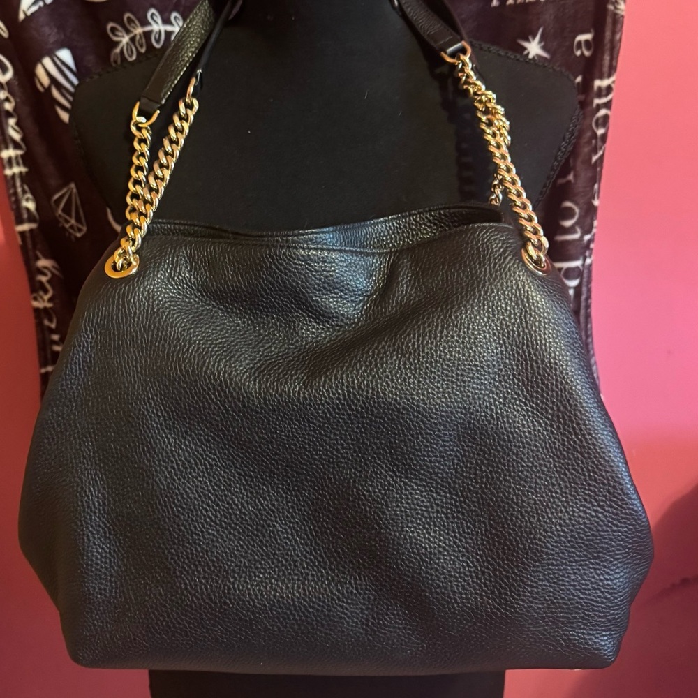 Michael Kors Black Pebbled Leather Shoulder Bag with Gold Chain Straps - Picture 2 of 6